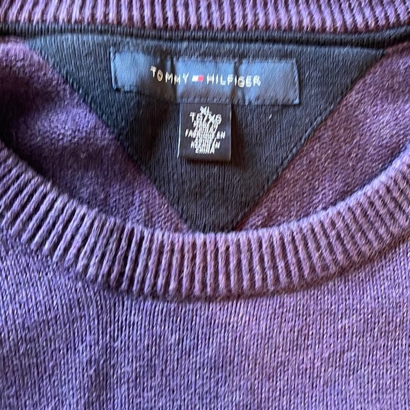 Tommy Hilfiger sweater - Picture 3 of 5